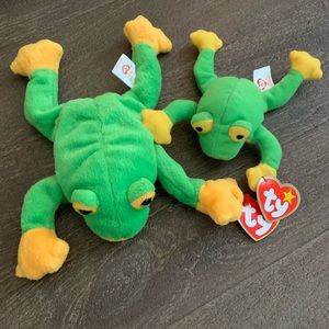 Vintage Ty beanie “Smoochy” the frog. Large and small